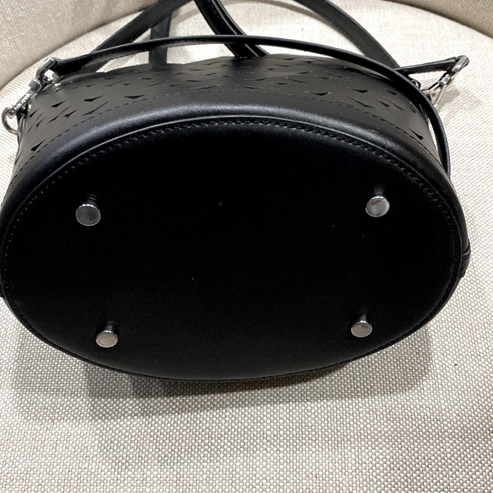 Kate Spade Ace Bucket bag optional crossbody - Picture 13 of 13